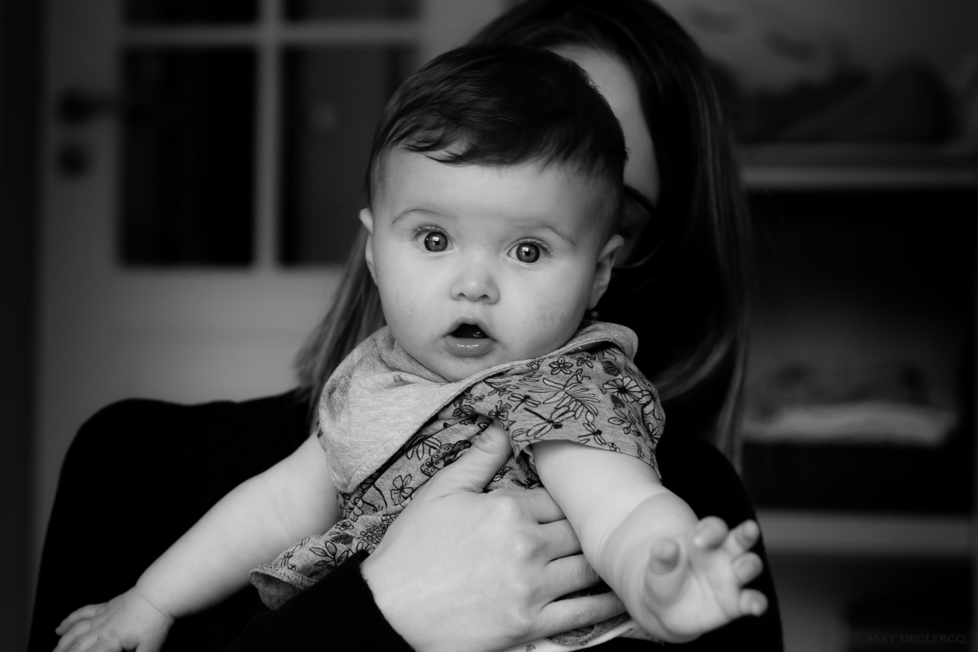 Portrait-enfant-noir-blanc